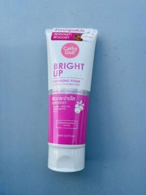 Cathy Doll Bright-Up Cleansing Foam